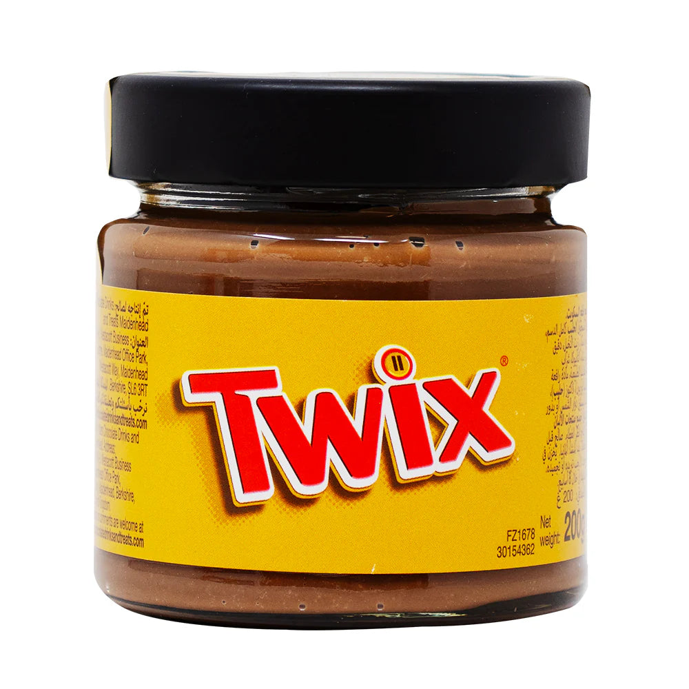 Twix Chocolate Caramel Spread with Crunchy Biscuits