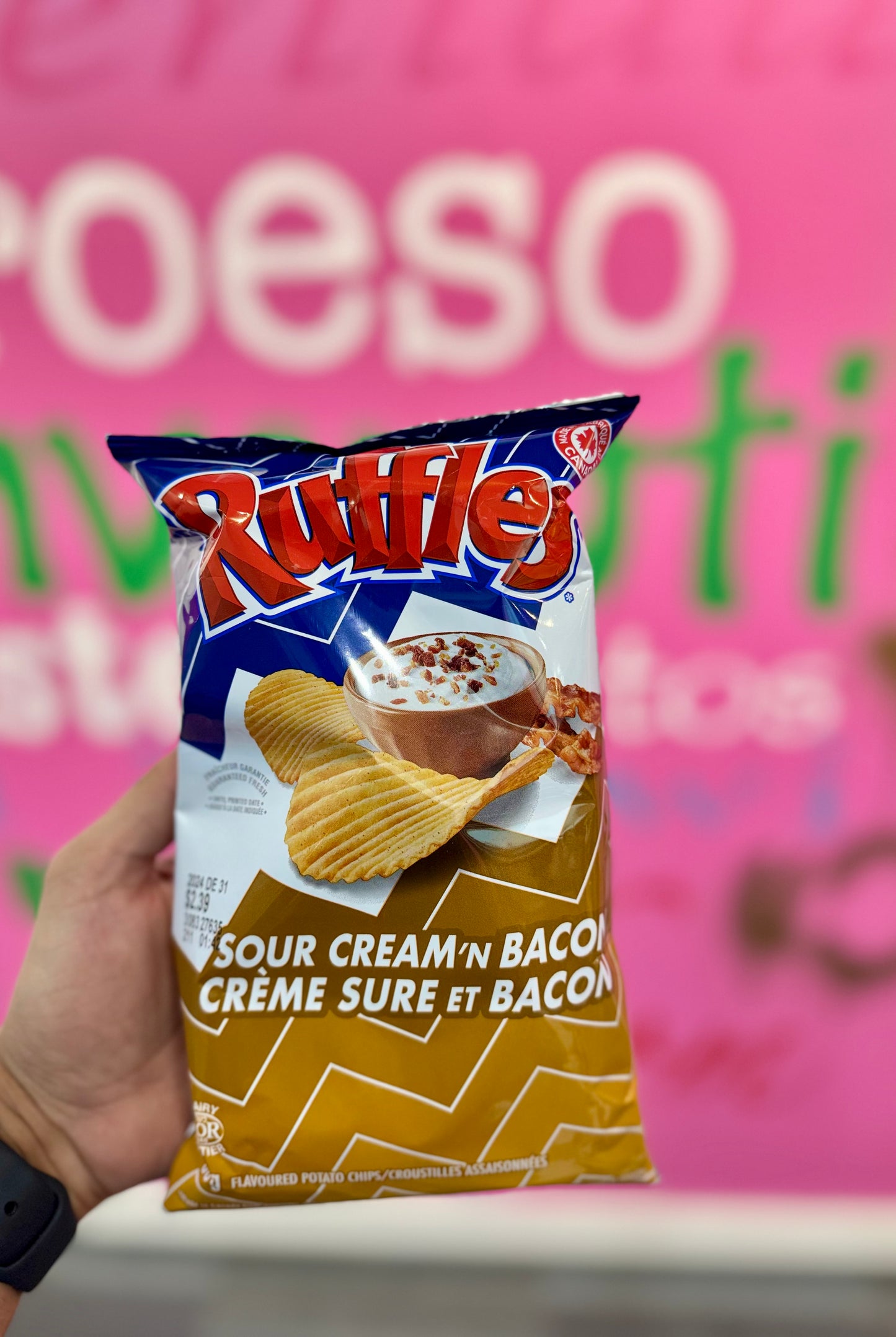 Lays Ruffles Sour Cream & Bacon Potato Chips